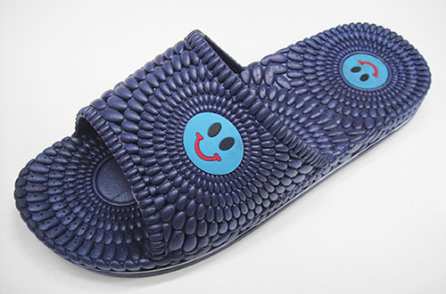 PVC發(fā)泡拖鞋的工藝流程